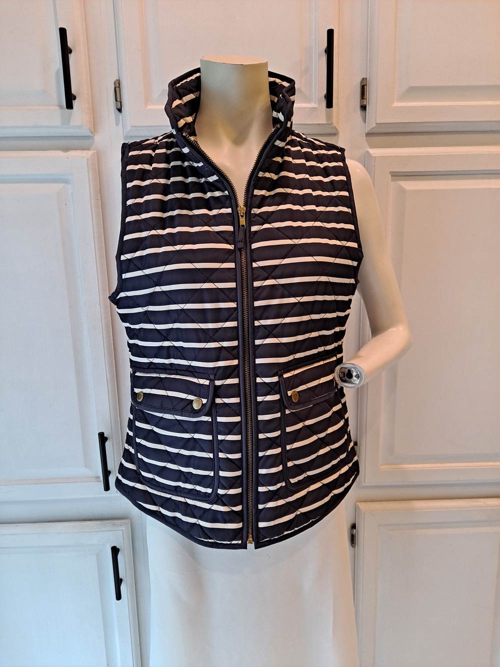 Cambridge Dry Goods Navy & Cream Striped Quilted Lightweight Puffer Zip-up Vest